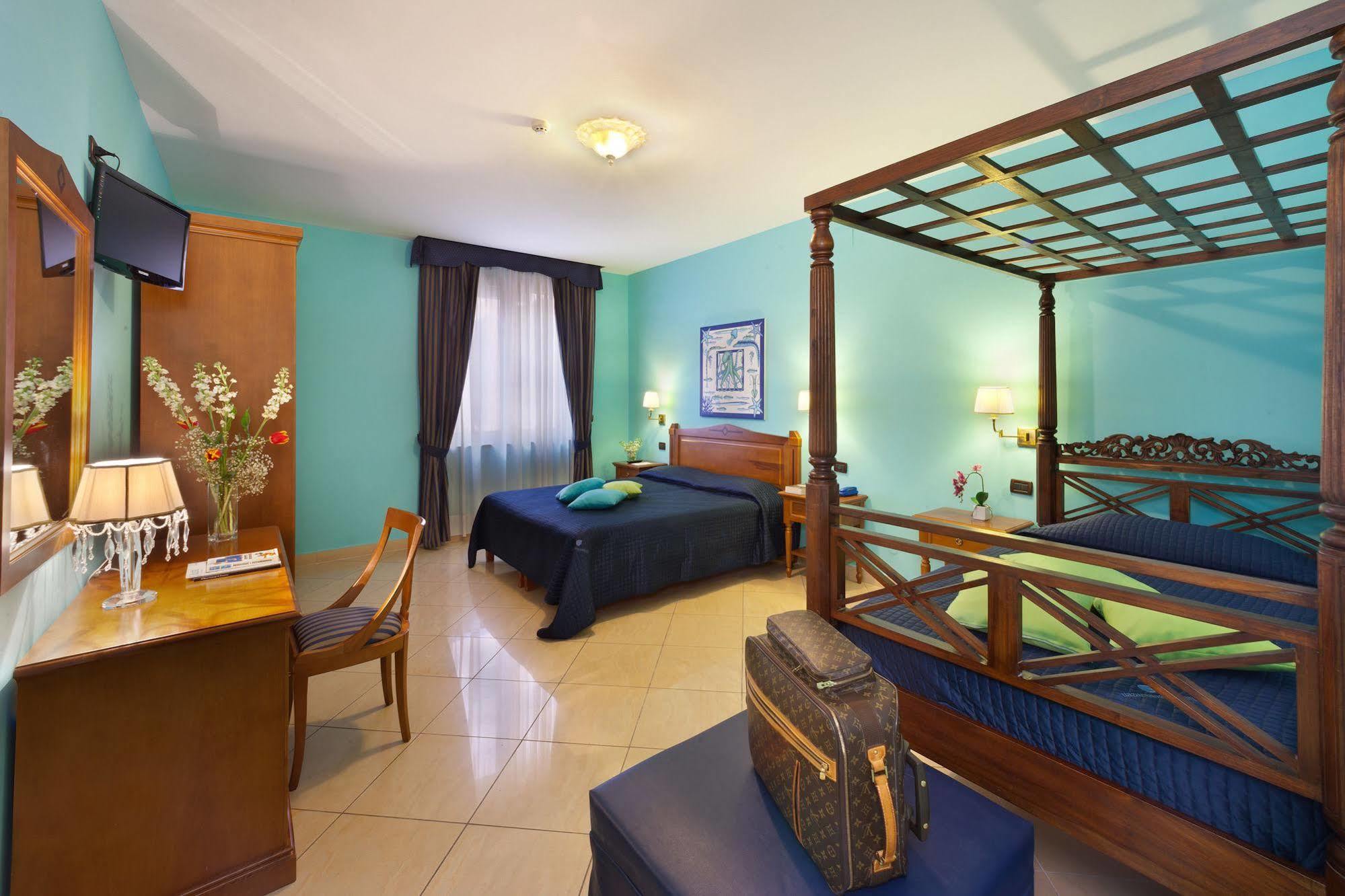Ulisse Deluxe 3* Sorrente